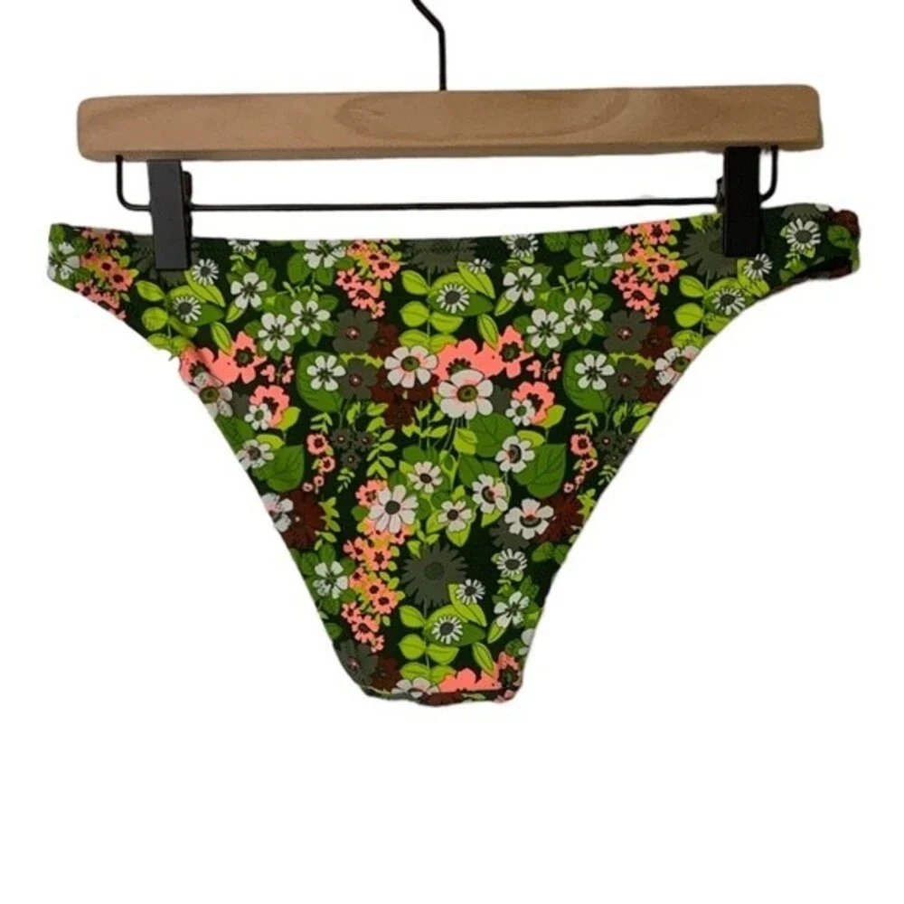 NWOT AERIE BOTANICAL FLOWER CHEEKY BOTTOM. SIZE MEDIUM